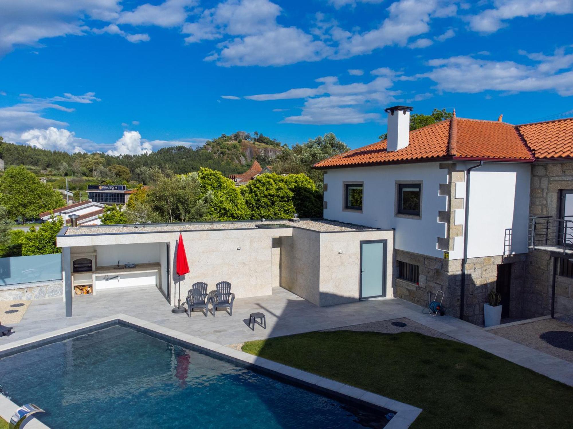 Casa Do Pinheiro - Alojamento Local Póvoa de Lanhoso Eksteriør billede